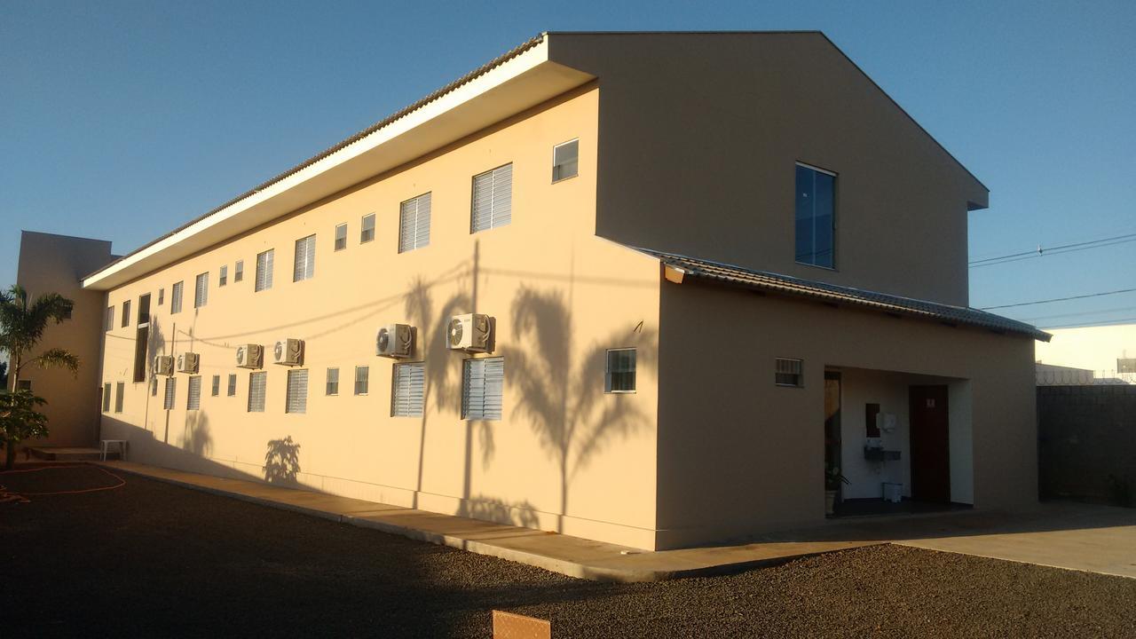 Casas Novas Hotel Penápolis Exterior foto